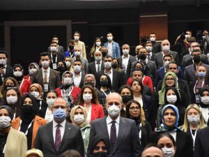 AK Parti’li İleri: "Ülkemizin kronik problemlerinden biri maalesef hak etmediği bir muhalefet geleneği ile baş başa kalmış olması"