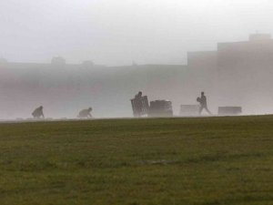 Tarihi surlarda sis manzaraları