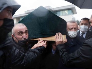 Cumhurbaşkanı Erdoğan: "Bir beyefendiydi ve bir beyefendi olarak görevini son ana kadar icra etti”