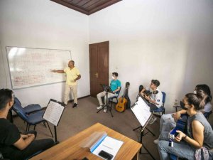 Mersin Büyükşehir Belediyesi korist alacak