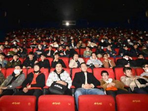 Karatay kent Konseyi’nden öğrencilere “Haydi Sinemaya” projesi