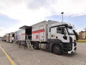 Afet durumunda hizmet vermek için 4 mobil mutfak hizmete girdi