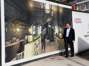 Tarihi Sinagog Millet Kütüphanesi olarak hizmet vermek için gün sayıyor