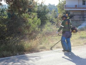 Toroslar’da tüm mahalleler baştan aşağı temizleniyor