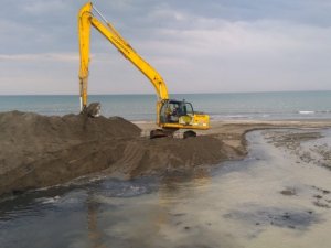 Samsun’da taşkın riskine karşı dereler temizlendi