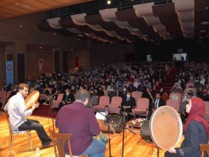 DÜ’de Yunus Emre ve Hacı Bektaş Veli anıldı