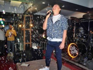 Yüksekova’da Zakkum konseri coşturdu