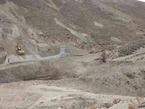 Sivas Çamlıca Göleti’nde çalışmalar devam ediyor