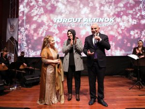 Keçiören’de Bedia Akartürk rüzgarı