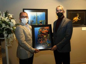 Gaziantep’te iki farklı temada hazırlanan fotoğraf sergisinin açılışını yaptı