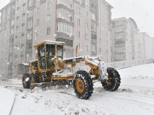 Yakutiye’de kar mesaisi başladı