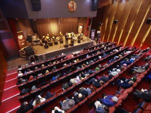 Bestekar Amir Ateş Orhangazi Kültür Merkezi’ndeydi