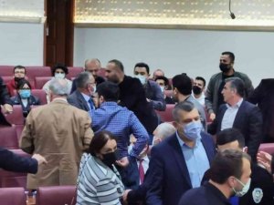 Yalova Belediyesinin CHP’li meclis üyelerine şok suçlama