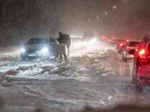 Danimarka’yı kar fırtınası vurdu