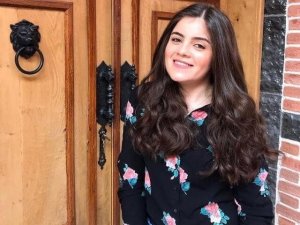 Lösemi tanısı konulan 26 yaşındaki genç kız Koronavirüs’e yakalanarak hayatını kaybetti