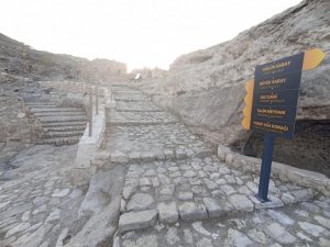 Hasankeyf kalesi turizme açıldı