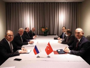 Dışişleri Bakanı Çavuşoğlu, Rus mevkidaşı Lavrov ile görüştü