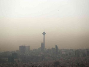 Tahran’da hava kirliliği halk için büyük tehdit oluşturuyor