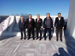 96 şehidin kabrini arıyorlar