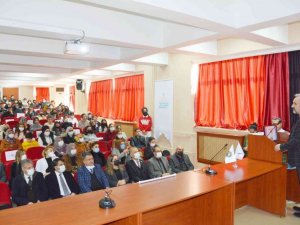 DÜ’de ‘Diyabet ve engellilik’ paneli yapıldı