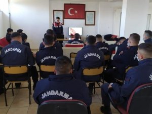 Jandarma personelini bilgilendirildi