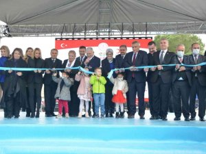 Binali Yıldırım, anaokulu açtı, engellilere müjde verdi