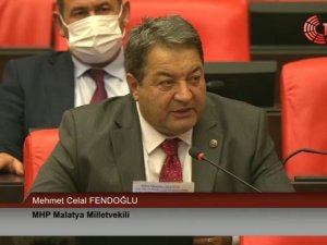 Fendoğlu, İüniversitedeki işçilerin sorunlarını dile getirdi