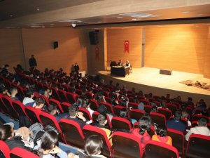 Cizre’de ’Ya İstiklal ya izmihlal’ tiyatro oyunu sahnelendi