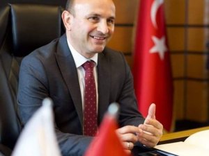 Oral: Türk kadını varlığımızın temelidir