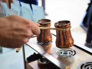 Bu festivalde yalnızca kahve içilmiyor, kahvenin tarihi yolculuğuna da çıkılıyor