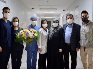 Belediye Başkanı’nın eşi koronayı yendi