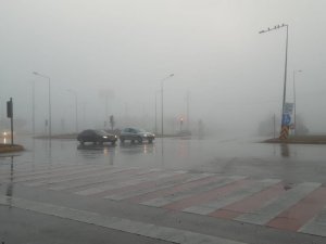 Afyonkarahisar sis sürücülere zor anlar yaşattı