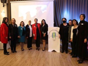 İş kadınlarından Van gecesi