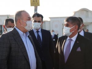 Bakan Çavuşoğlu Katar’da