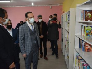 Malatya’da bir okul daha kütüphaneye kavuştu