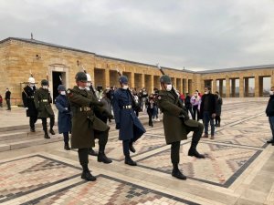 Sinop Belediyesi’nden Anıtkabir’e gezi