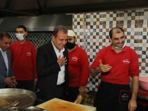 Başkan Seçer, Silifke’de esnaf ve muhtarlarla buluştu