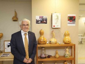 Adnan Balcı’nın ‘Umut Işığı’ adlı sergisi Kartal Belediyesi’nde sanatseverlerle buluştu