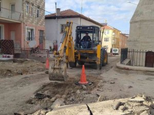Karaman’da parke ve yol yapım çalışmaları