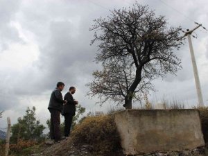 Yıllarca yağmur duası için çıkılan mezar yalnız kaldı
