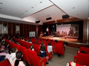 İnegöl’de çocuklar sanatla büyüyor