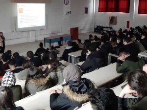 Hisarcık MYO’da “Kadına Yönelik Şiddetle Uluslararası Mücadele” semineri