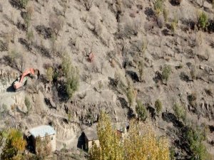 Kaymakam talimat verdi, yol çalışmaları hızlandı
