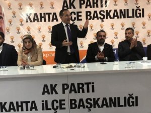 AK Parti’nin teşkilat başkanları Kahta’da toplandı