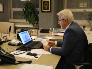 Başkan Erdem, uluslararası belediye başkanları zirvesine katıldı