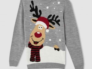 DeFacto’nun rengarenk yılbaşı kazakları raflarda yerini aldı