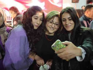 25 Aralık halk konserleri Nizip’te devam etti