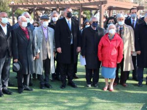 Şair ve yazar Ceyhun Atuf Kansu’nun adını taşıyan parka büstü yerleştirildi