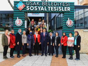 Başkan Çakın seçilmiş kadınlarla buluştu