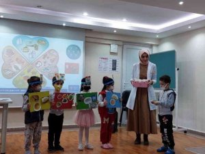 Çocuklar obeziteye karşı bilgilendirildi